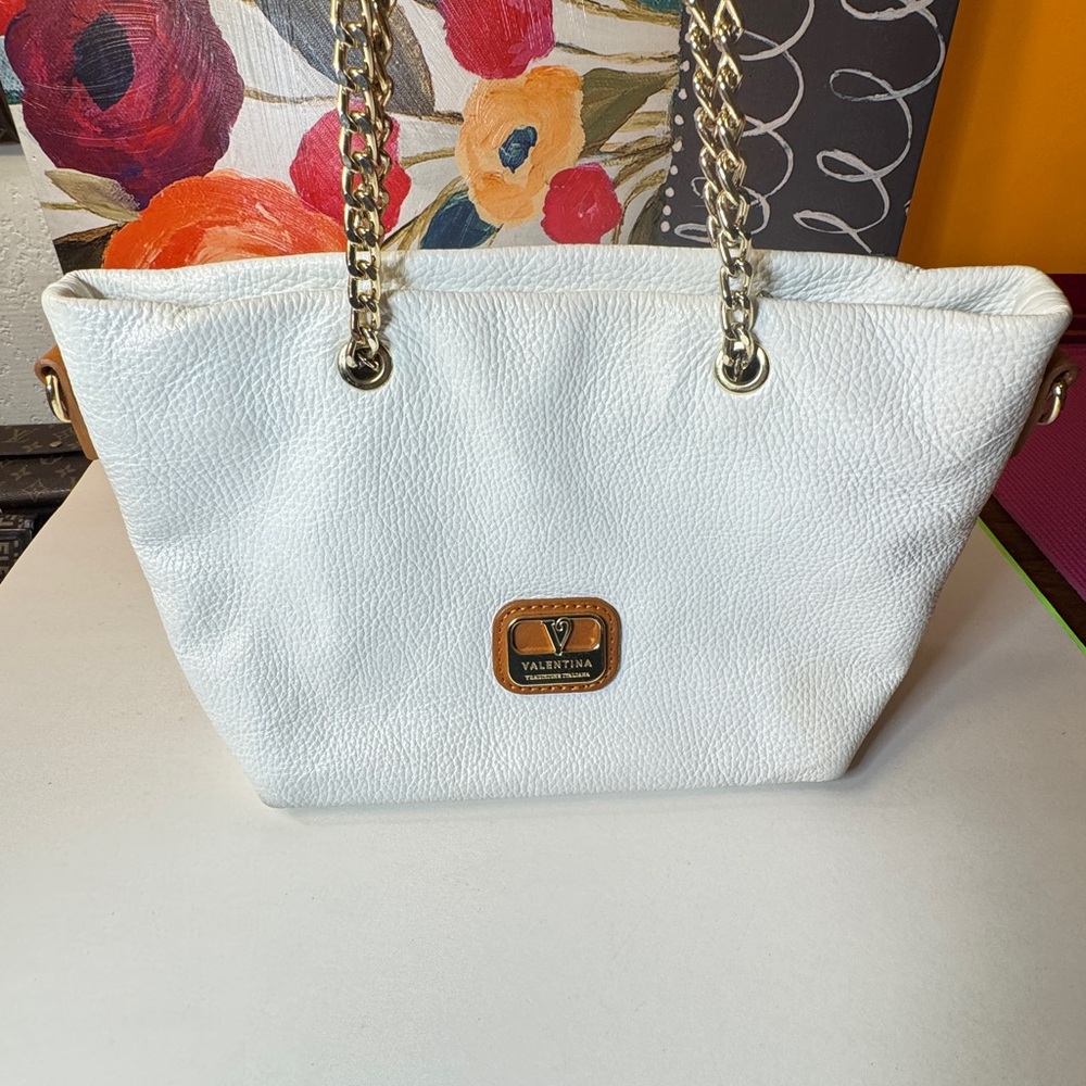 Valentina White Shoulder Bag with Gold Chain Straps - Picture 6 of 10